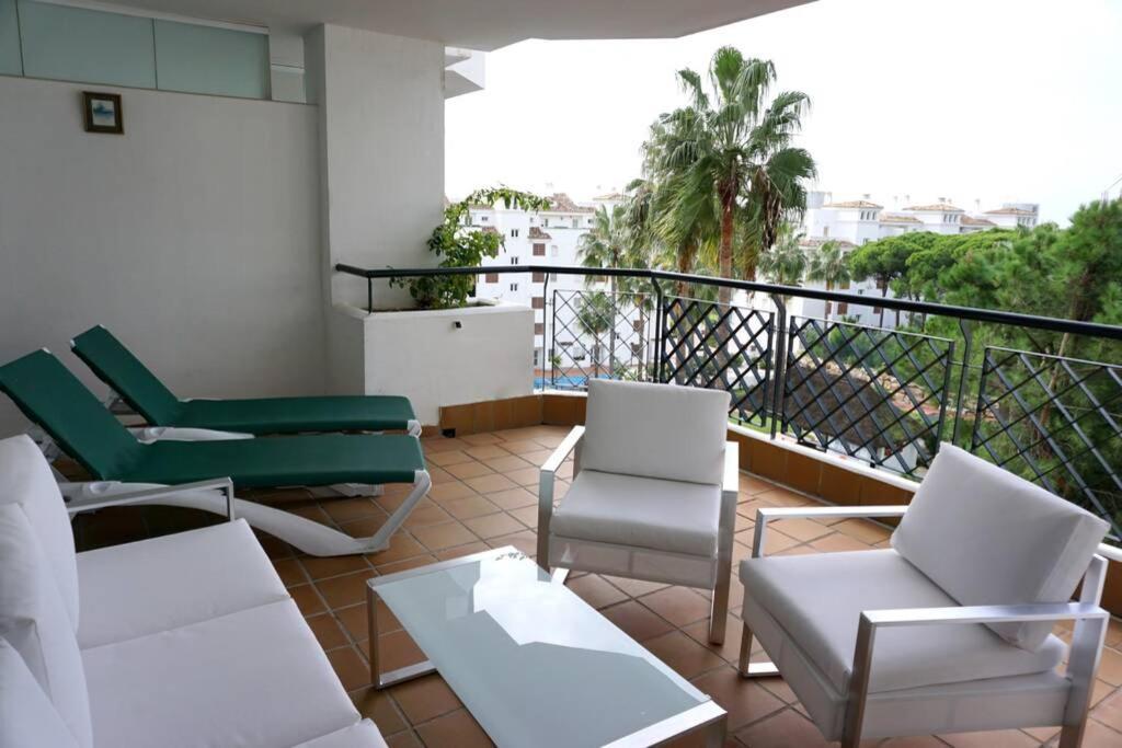 Beachside Apartment Mi Capricho Portal 7 Sitio de Calahonda Buitenkant foto