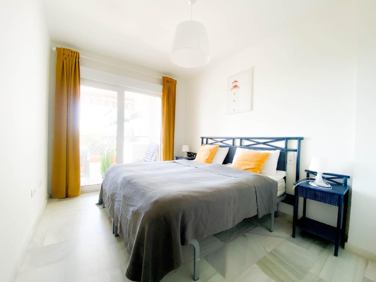 Beachside Apartment Mi Capricho Portal 7 Sitio de Calahonda Buitenkant foto